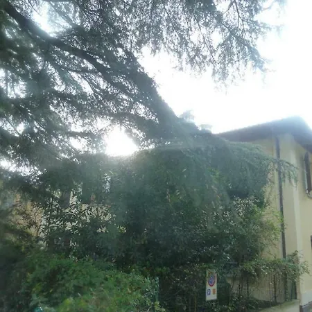La Stanza Sui Cedri - Smart Working - Aeroporto Motor Valley Centro Apartamento *